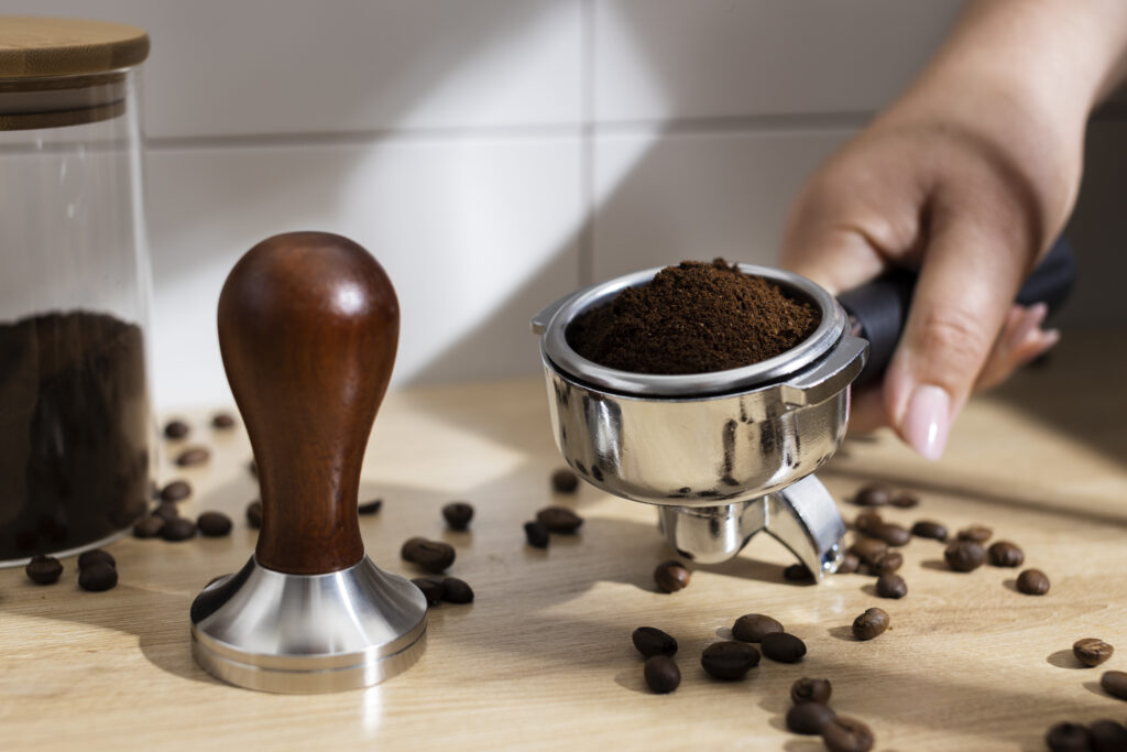 Cómo Almacenar y Mantener el Café en Casa para Conservar sus Propiedades y Sabor 5 view tool used coffee machines